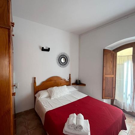 Apartament Can Mingu 1Er Pis Besalú Exterior foto